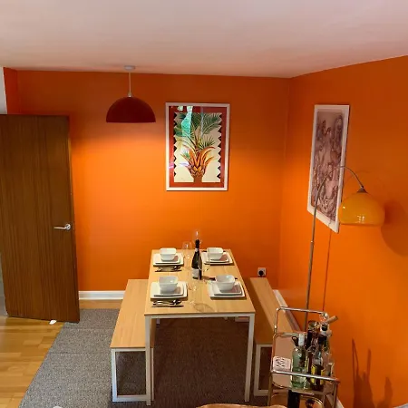 Stylish 2bed Apt In Leeds - Free Parking! *