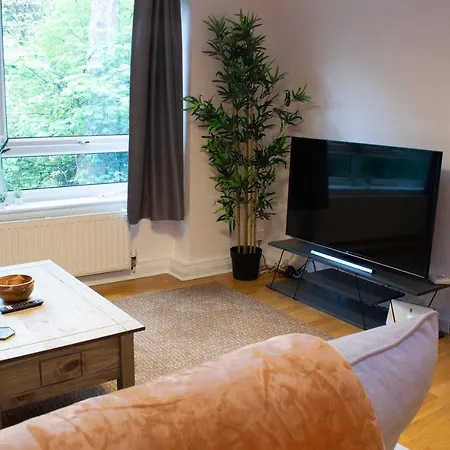 Apartment Stylish 2bed Apt In Leeds - Free Parking! *