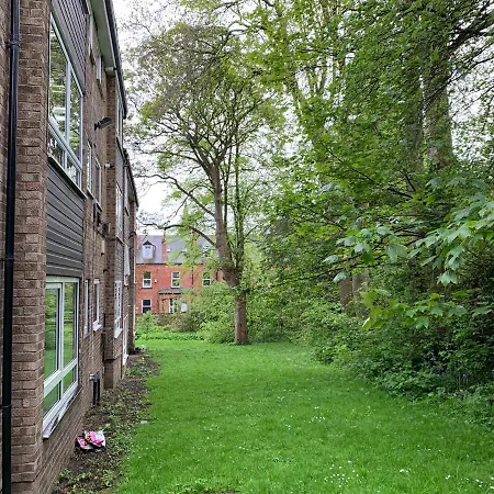 Apartment Stylish 2bed Apt In Leeds - Free Parking!